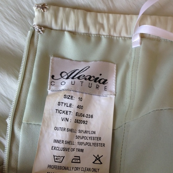 strapless homecoming/prom dress ✨beaded bust detail✨size 10 - Picture 9 of 9